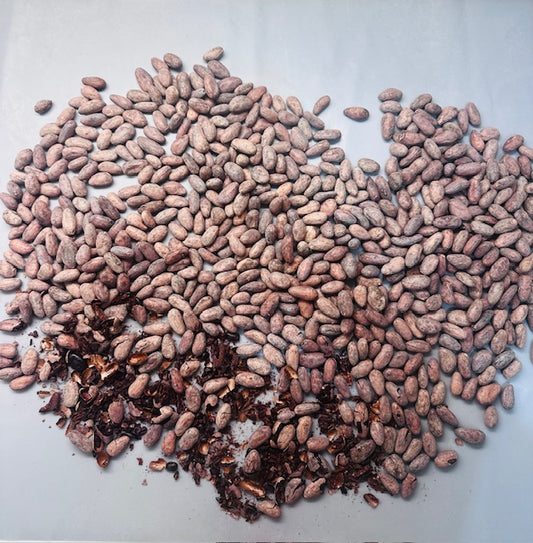COCOA NIBS. Gentle roast.