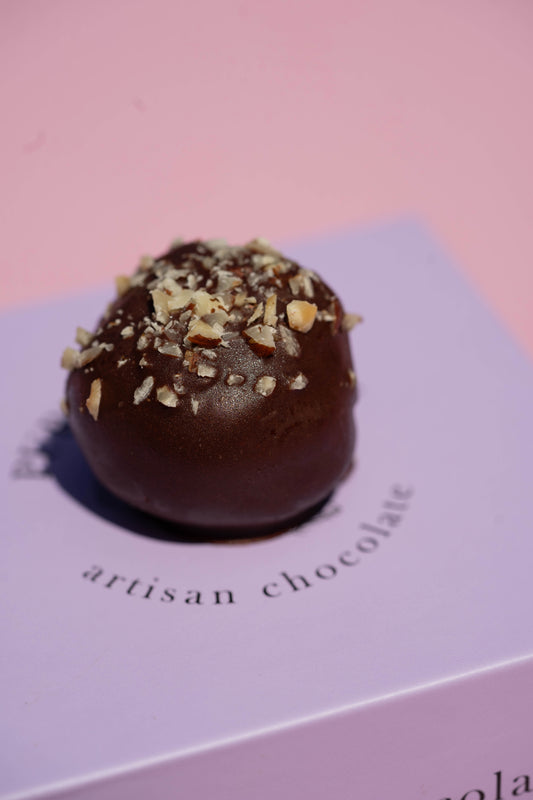 OH MY ALMOND PRALINE
