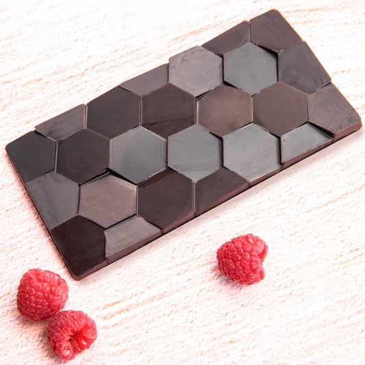 BEAN TO BAR CHOCOLATE WITH RASPBERRY
